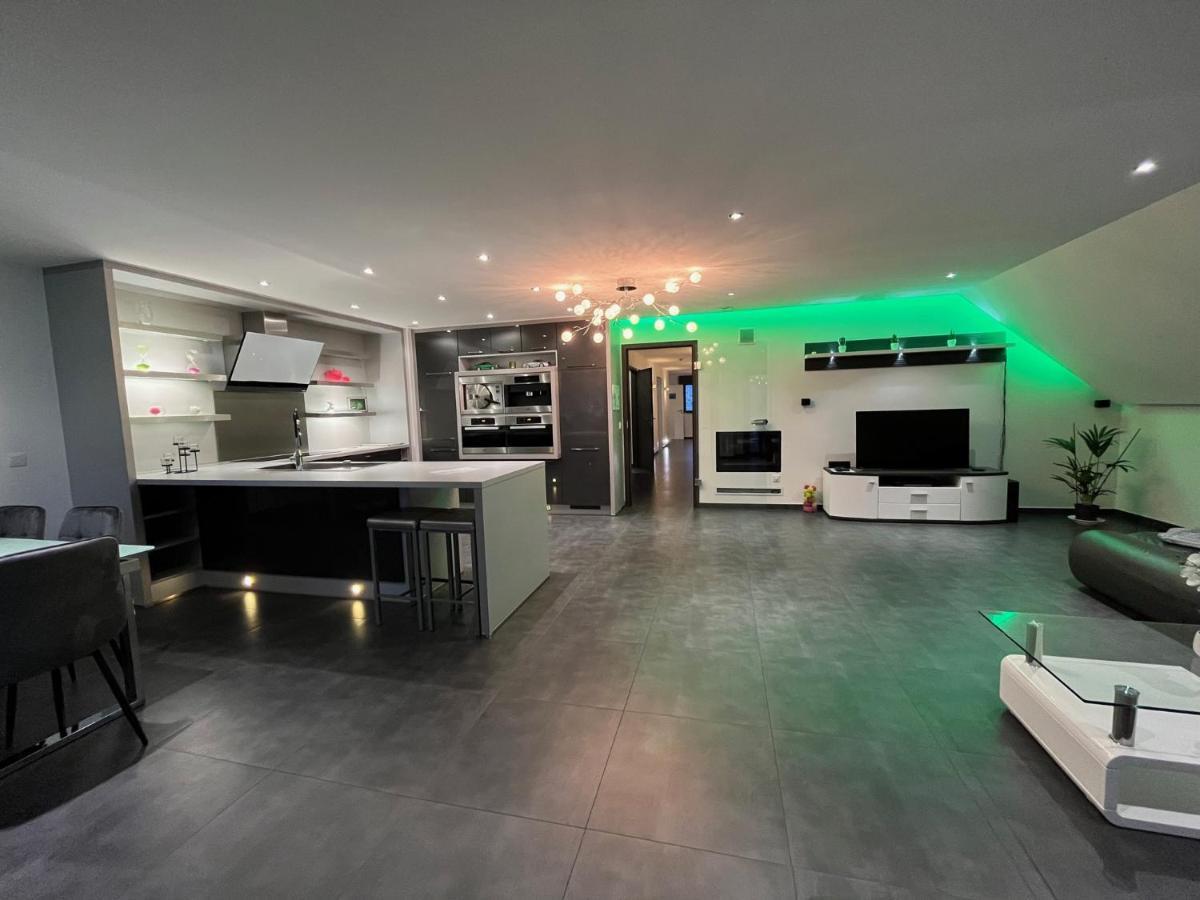 Loft De Prestige Au Pied Du Circuit Apartment ฟรองกอร์ช็องป์ ภายนอก รูปภาพ